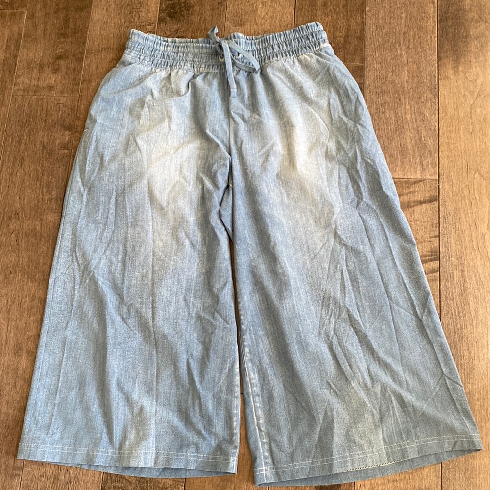 Lucy wide denim print pants with pockets